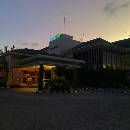 Illira Lite Praya Lombok Hotel Exterior photo